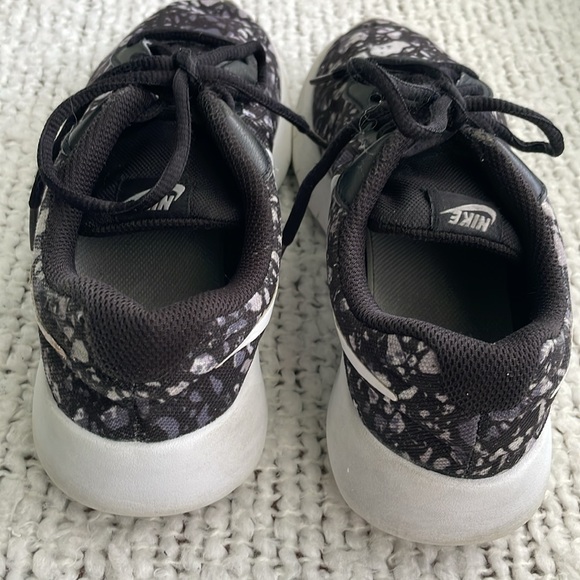 Youth running shoes - Nike - Picture 3 of 8